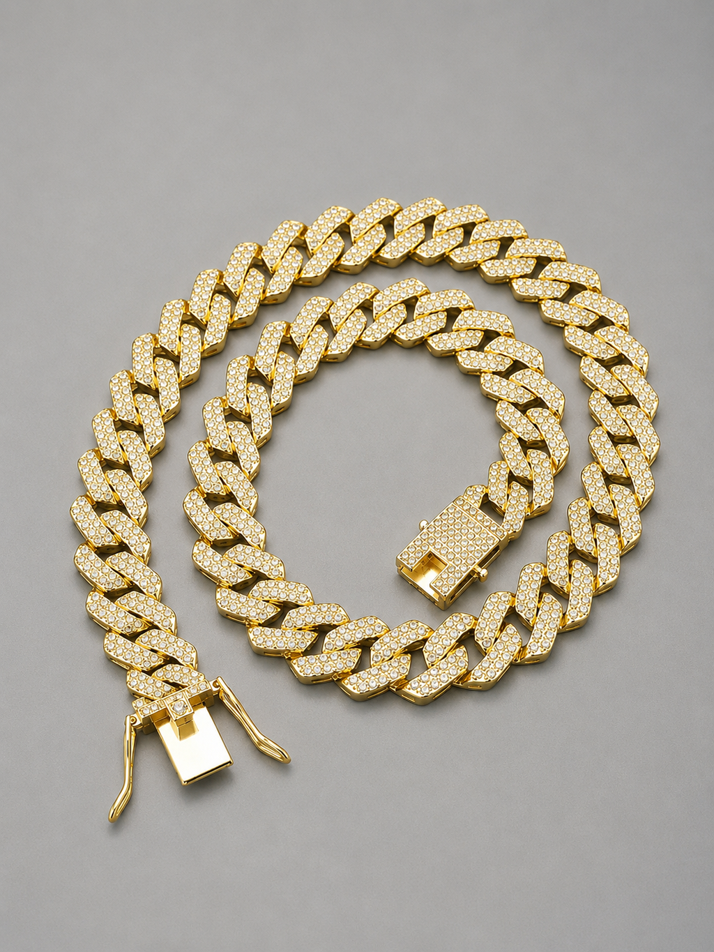 iCED CUBAN CHAIN NECKLACE