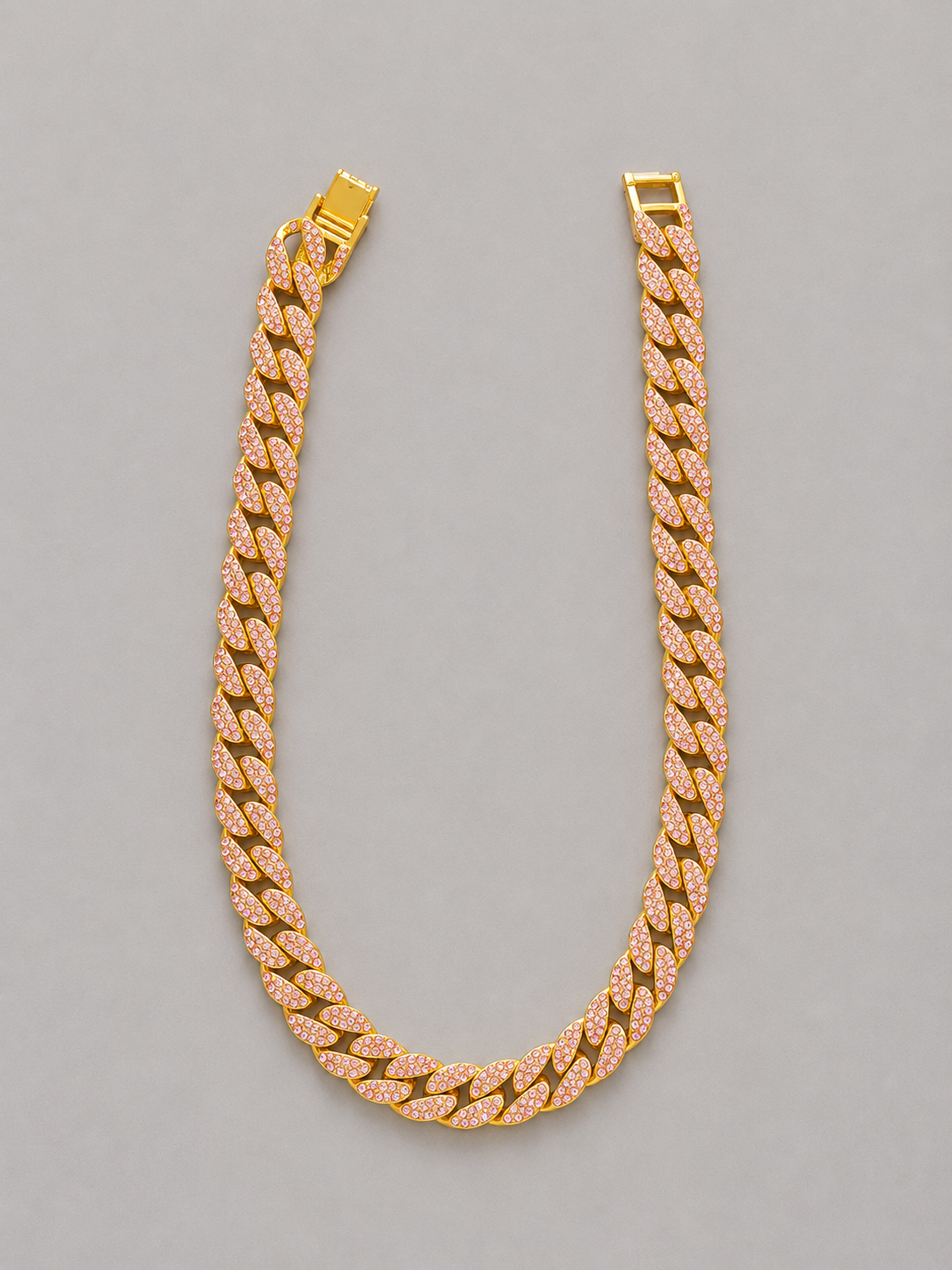 iCED CUBAN CHAIN NECKLACE