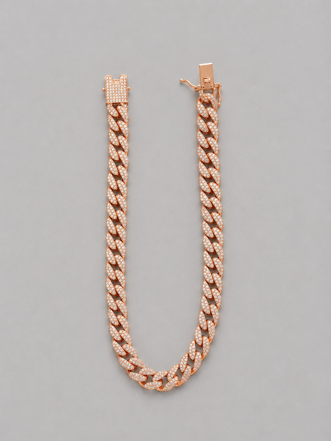 iCED CUBAN CHAIN NECKLACE